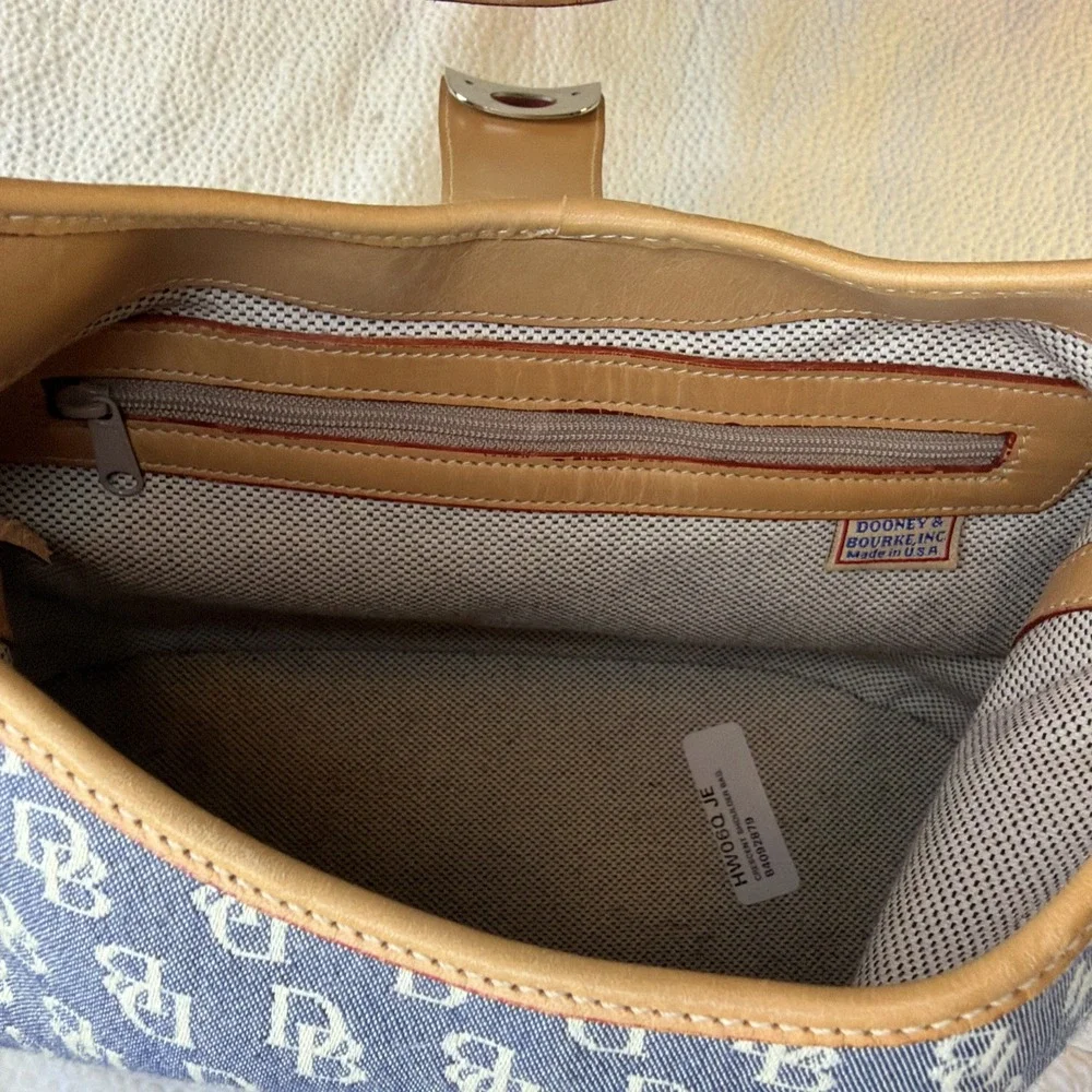 Vintage Dooney & Bourke Baby Blue Signature Crescent Hobo Shoulder Bag Y2K Purse